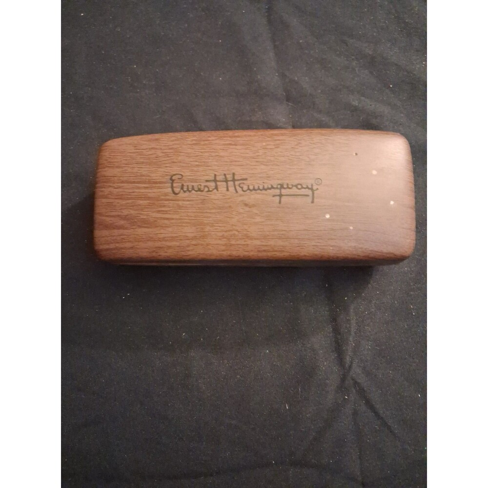 Ernest Hemingway Eyeglasses/Sunglasses Case Woodgrain Color Hard Case Preowned